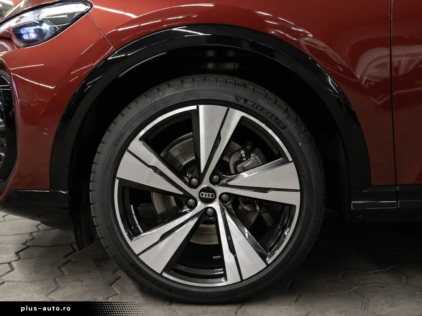 AUDI Q5 TDI quattro 150 kW S line S tronic