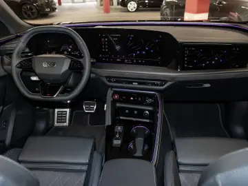 AUDI Q5 TDI quattro 150 kW S line S tronic