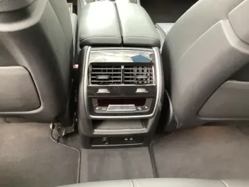 BMW X5 xDrive 50e MSport HUD Luftfederung AD Niveau