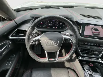 AUDI RS e-tron GT HUD LASER MASSAGE NACHTSICHT 360