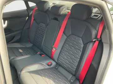 AUDI RS e-tron GT HUD LASER MASSAGE NACHTSICHT 360