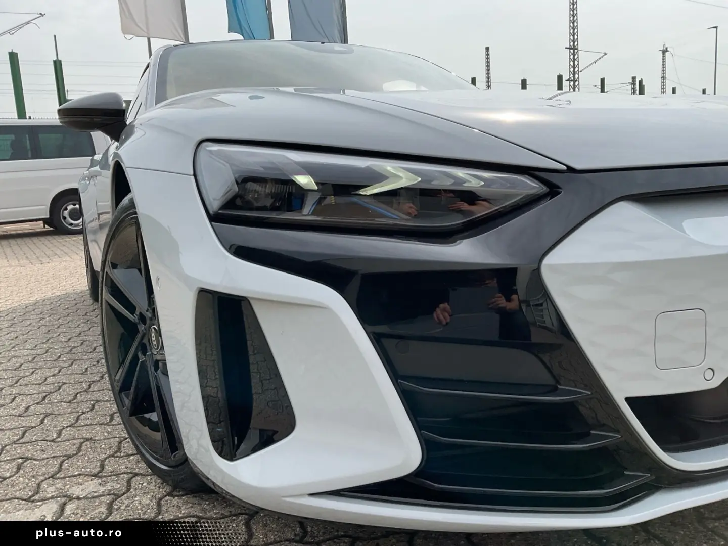 AUDI RS e-tron GT HUD LASER MASSAGE NACHTSICHT 360