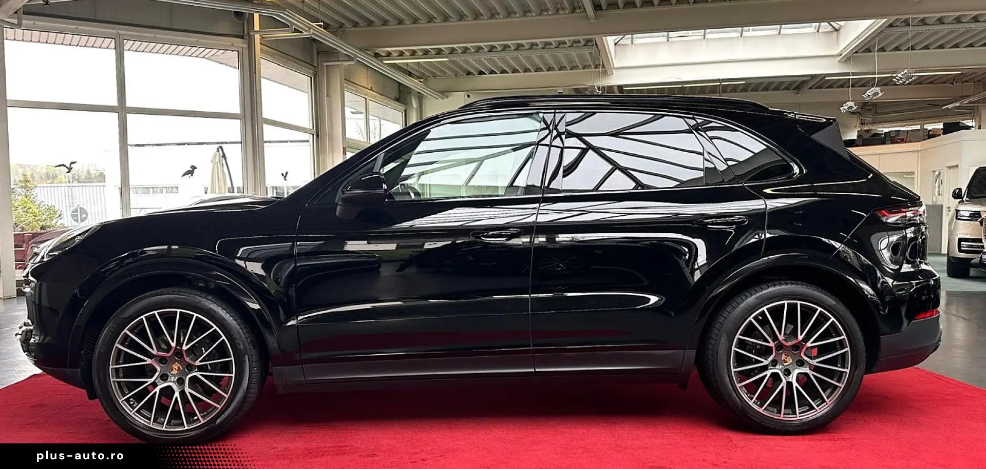 PORSCHE Cayenne Platinum Edition PANO BOSE LUFT RFK