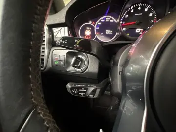 PORSCHE Cayenne Platinum Edition PANO BOSE LUFT RFK