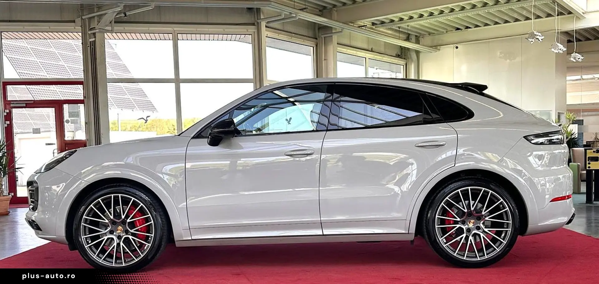 PORSCHE Cayenne Coupe GTS  14WEGE Vierradlenk HUD Matrix