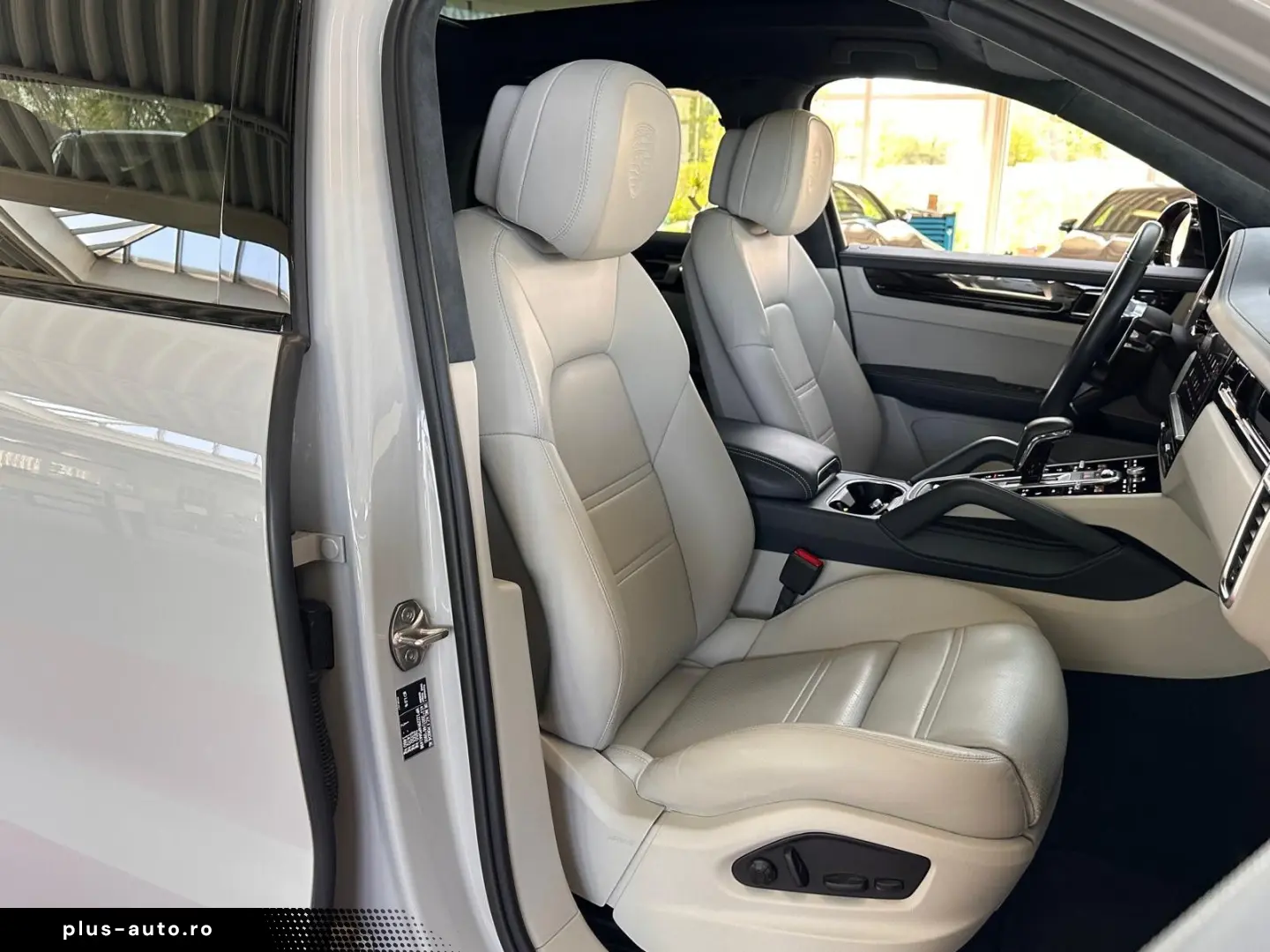 PORSCHE Cayenne Coupe GTS  14WEGE Vierradlenk HUD Matrix