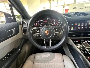 PORSCHE Cayenne Coupe GTS  14WEGE Vierradlenk HUD Matrix