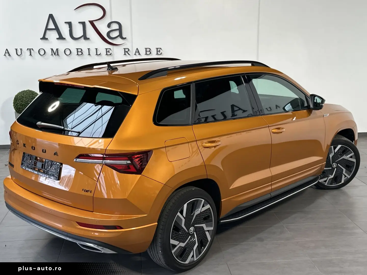 SKODA Karoq 2.0 TSI DSG Sportline 4x4 NAV LED VCOCK DC