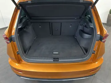 SKODA Karoq 2.0 TSI DSG Sportline 4x4 NAV LED VCOCK DC