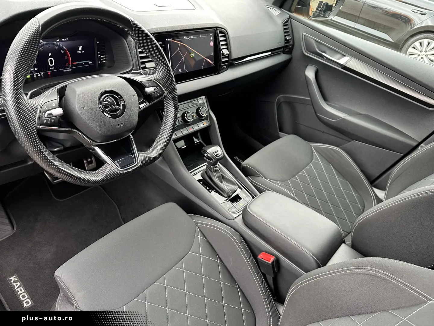 SKODA Karoq 2.0 TSI DSG Sportline 4x4 NAV LED VCOCK DC
