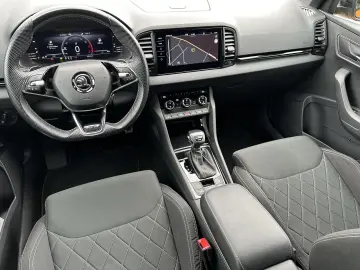SKODA Karoq 2.0 TSI DSG Sportline 4x4 NAV LED VCOCK DC