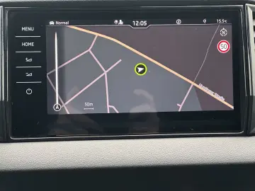SKODA Karoq 2.0 TSI DSG Sportline 4x4 NAV LED VCOCK DC