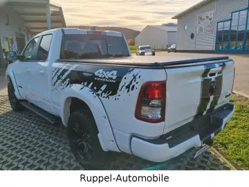 DODGE Dodge RAM 5.7 V8 LPG  QuadCab LKW R-CAM 6.Sitzer
