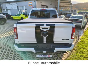 DODGE Dodge RAM 5.7 V8 LPG  QuadCab LKW R-CAM 6.Sitzer