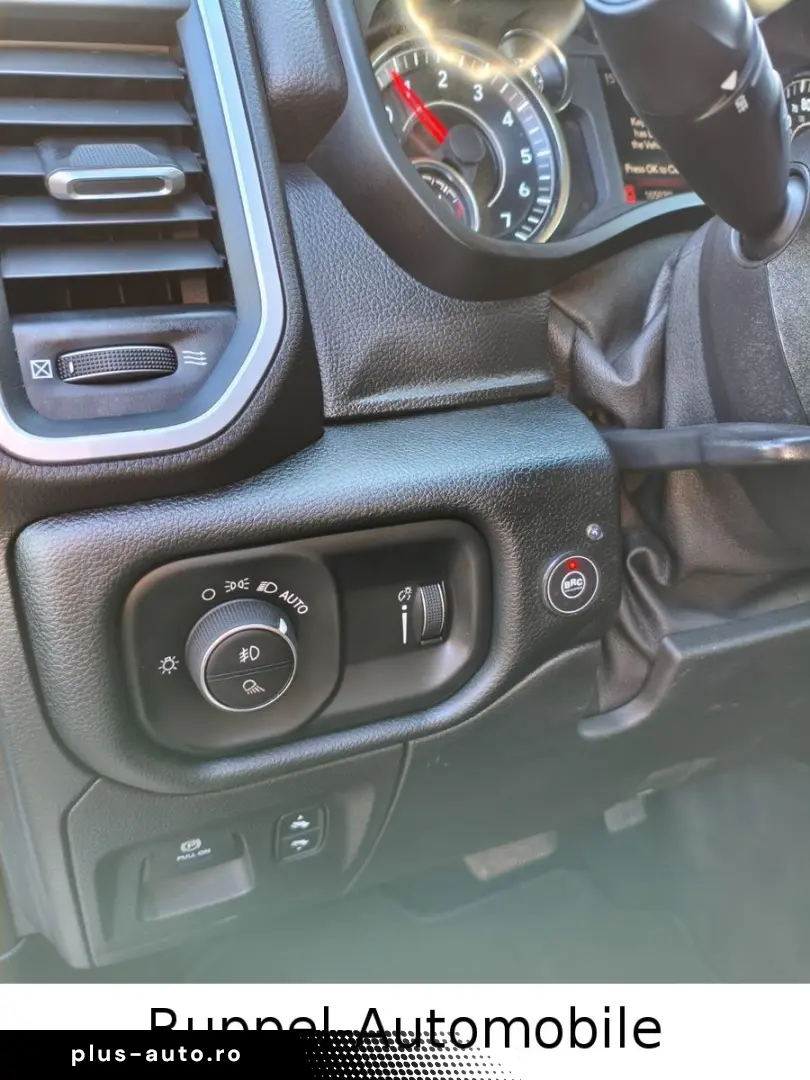 DODGE Dodge RAM 5.7 V8 LPG  QuadCab LKW R-CAM 6.Sitzer