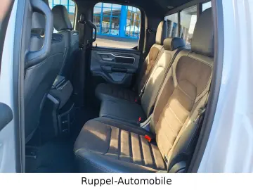 DODGE Dodge RAM 5.7 V8 LPG  QuadCab LKW R-CAM 6.Sitzer