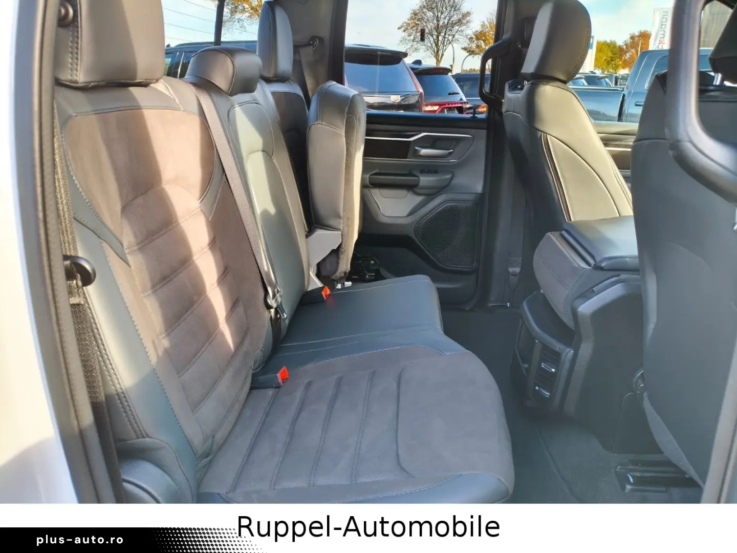 DODGE Dodge RAM 5.7 V8 LPG  QuadCab LKW R-CAM 6.Sitzer