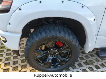 DODGE Dodge RAM 5.7 V8 LPG  QuadCab LKW R-CAM 6.Sitzer