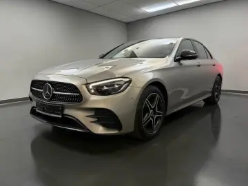 MERCEDES-BENZ E 450 4M AMG LINE PANO AIRM KEYL SOFTCL