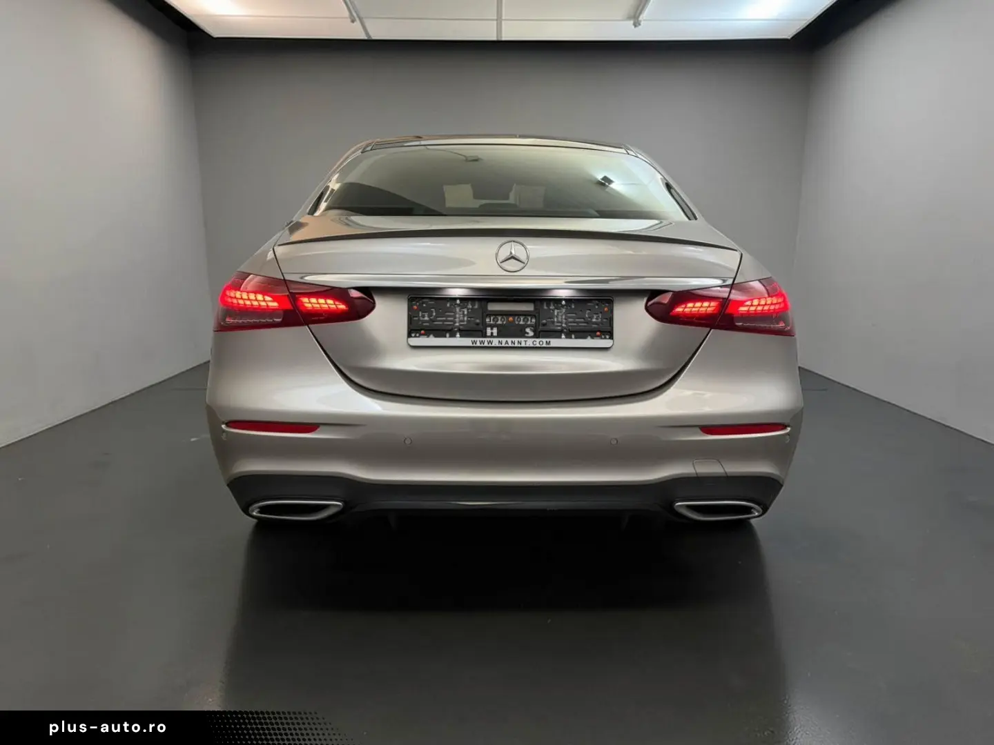 MERCEDES-BENZ E 450 4M AMG LINE PANO AIRM KEYL SOFTCL