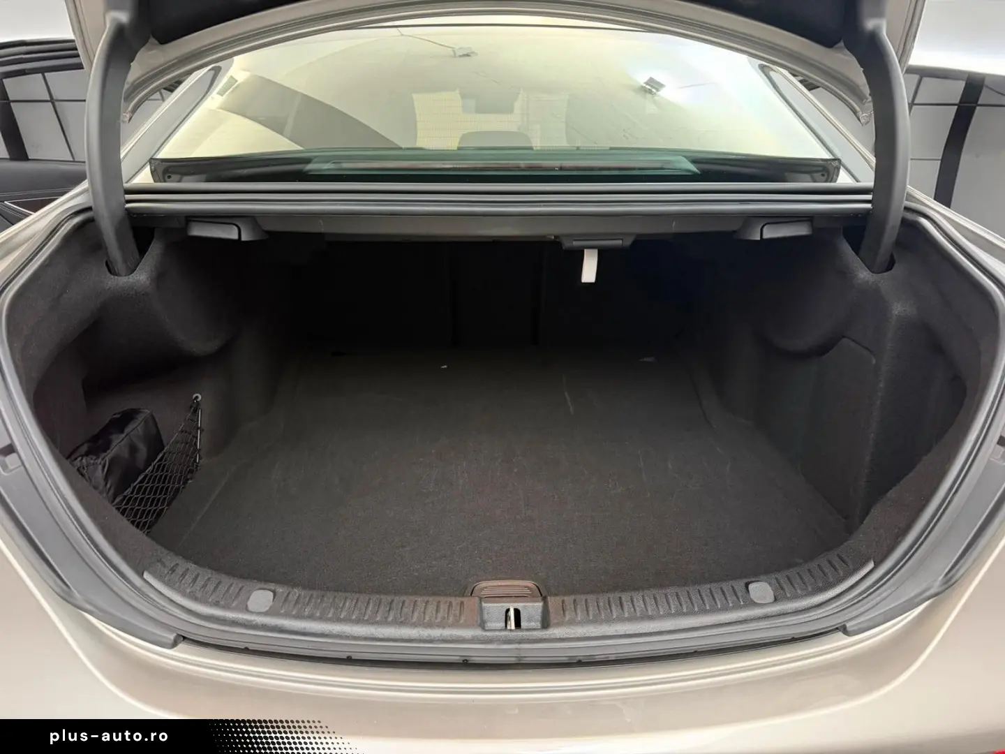 MERCEDES-BENZ E 450 4M AMG LINE PANO AIRM KEYL SOFTCL