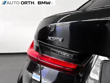 BMW 330d xDrive M-SPORT-PRO