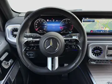 MERCEDES-BENZ G 450 d 9G AMG Line NIGHT II LED STANDHZG