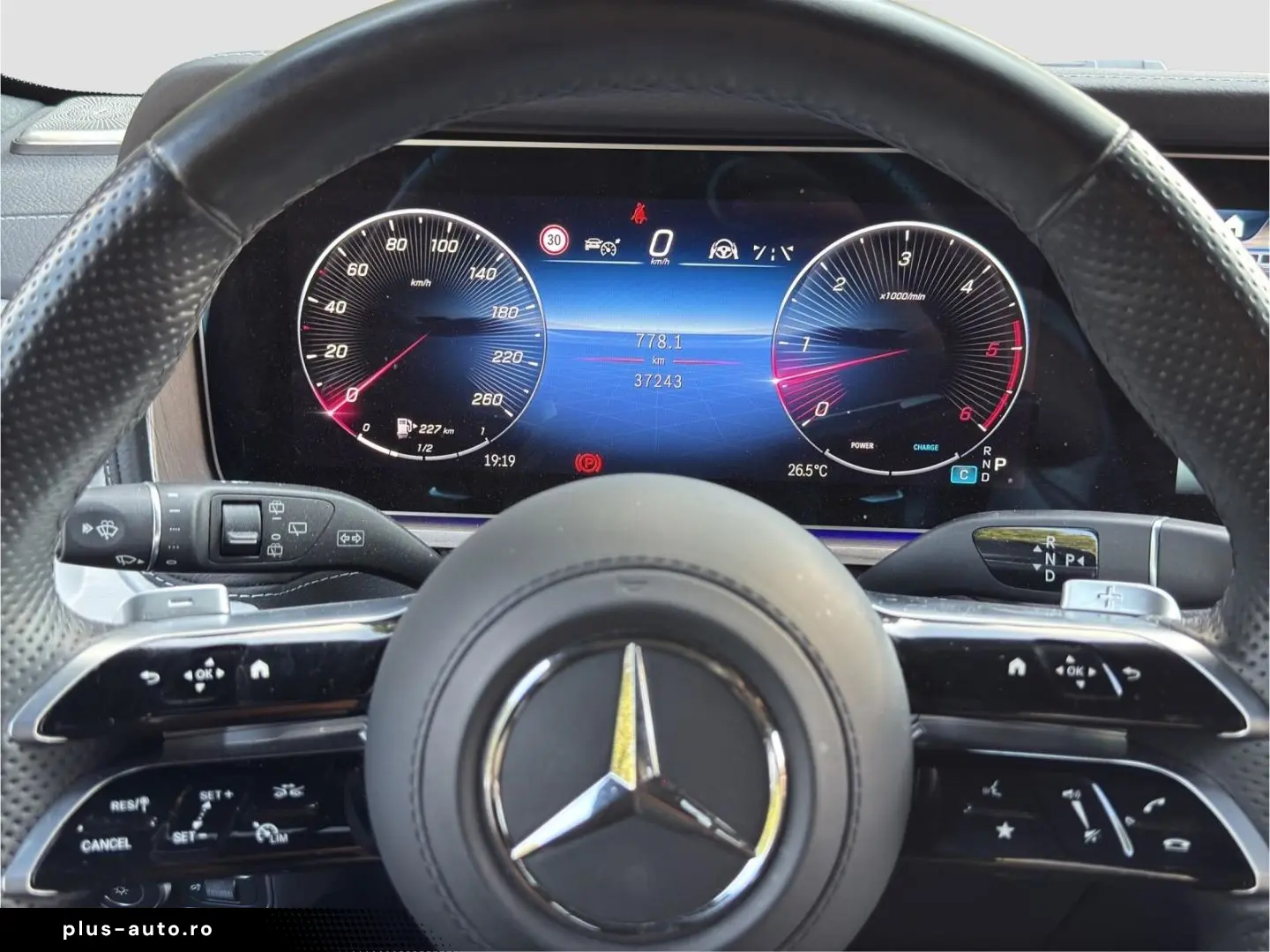 MERCEDES-BENZ G 450 d 9G AMG Line NIGHT II LED STANDHZG