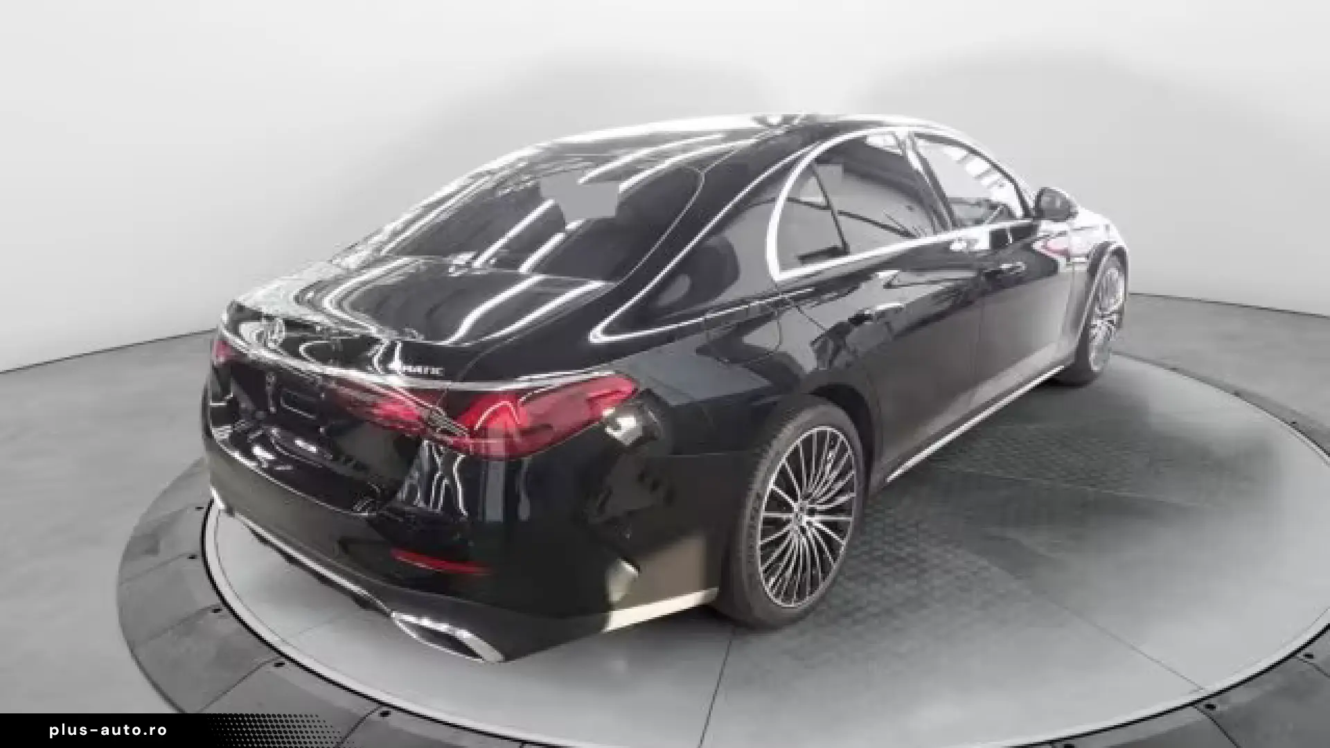 Mercedes Benz E 450 d AMG Advan HYPER Pano