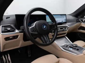 BMW i4 eD40 Gran Coupè M Sport Kamera DAB H K 19Zoll