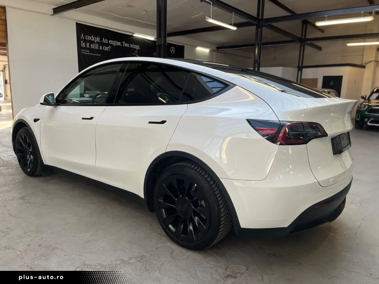 TESLA Model Y Long Range RWD