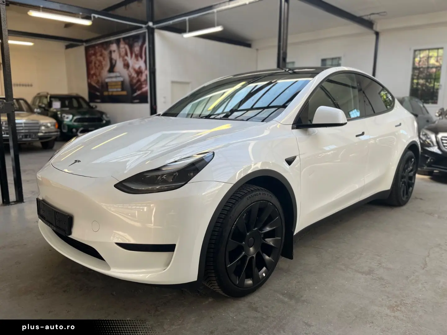 TESLA Model Y Long Range RWD