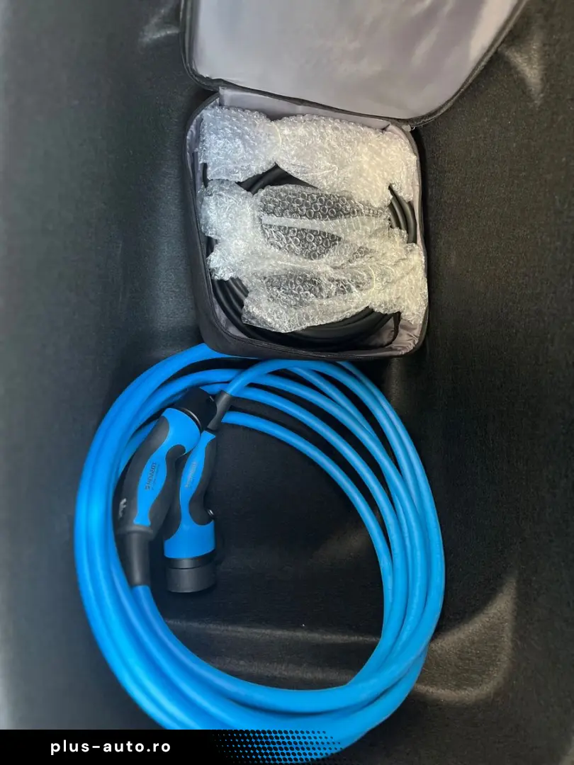 TESLA Model Y Long Range RWD