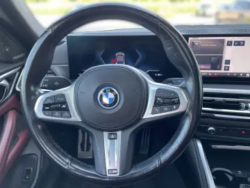 BMW i4 eDrive35 Elektro M Sport Navi Laser HK Glasda