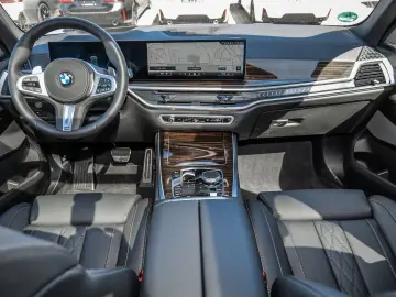 BMW X5 xDrive40d M Sport HUD PANO ACC AHK 360 KAM