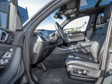 BMW X5 xDrive40d M Sport HUD PANO ACC AHK 360 KAM