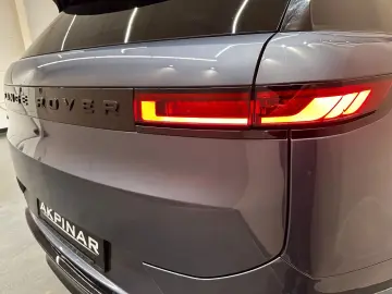 LAND ROVER Range Rover Sport D300 Dynamic SE MERIDIAN 360