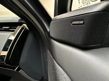 LAND ROVER Range Rover Sport D300 Dynamic SE MERIDIAN 360