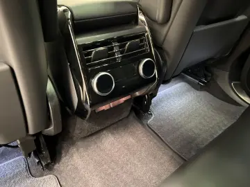 LAND ROVER Range Rover Sport D300 Dynamic SE AHK Pano DAB