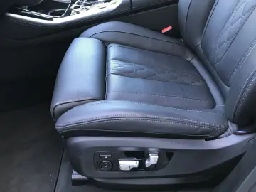 BMW X5 xDrive30d M Sportpaket Pro 7 S. DAB AHK-e