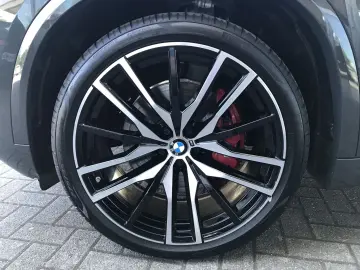 BMW X5 xDrive30d M Sportpaket Pro 7 S. DAB AHK-e