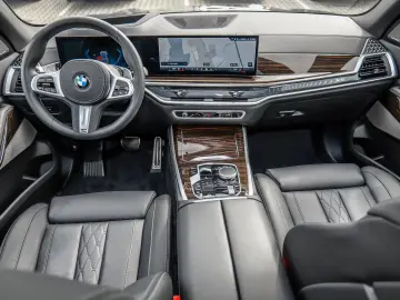 BMW X5 xDrive40d M Sport HUD PANO ACC AHK 360 KAM