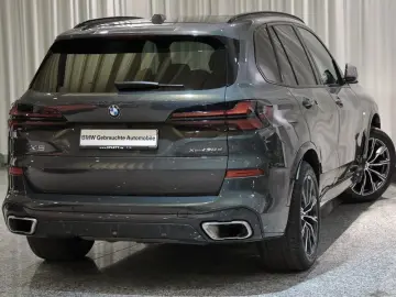BMW X5 xDrive30d M Sport AHK Pano. HarmKar. DrivAssP