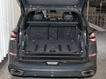 BMW X5 xDrive30d M Sport AHK Pano. HarmKar. DrivAssP
