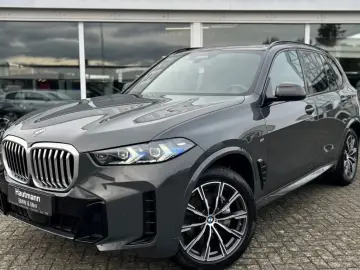 BMW X5 40d xDrive M SPORT  AHK PANO ACC H&K 360
