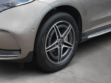 MERCEDES-BENZ EQC 400 4Matic AMG MEMORY MULTIBEAM AUGMENTED