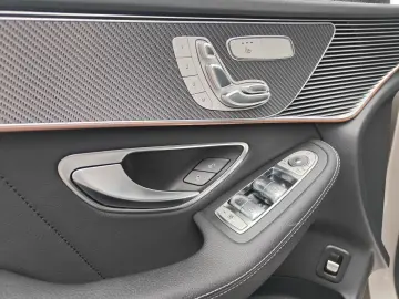 MERCEDES-BENZ EQC 400 4Matic AMG MEMORY MULTIBEAM AUGMENTED