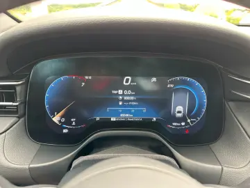 MASERATI Grecale 2.0 MHEV GT Auto 4WD PANO LED F1 KAM HUD