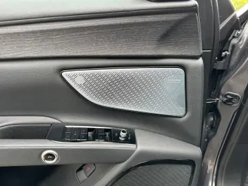 MASERATI Grecale 2.0 MHEV GT Auto 4WD PANO LED F1 KAM HUD