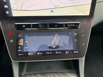 MASERATI Grecale 2.0 MHEV GT Auto 4WD PANO LED F1 KAM HUD